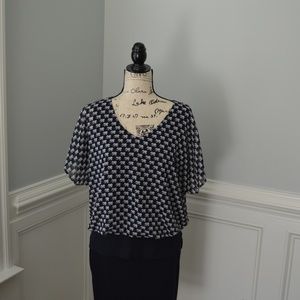 Cabi 5345 Parade top Navy White Elephants VGUC M